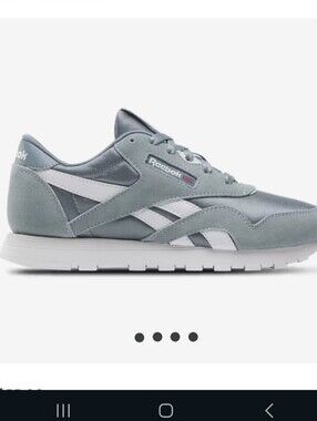 REEBOK CLASSIC NYLON. BNWB